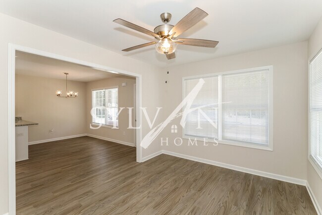 Building Photo - Gorgeous Newly Built 3BR Home