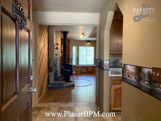 Foto del edificio - 4460 Grass Valley Hwy