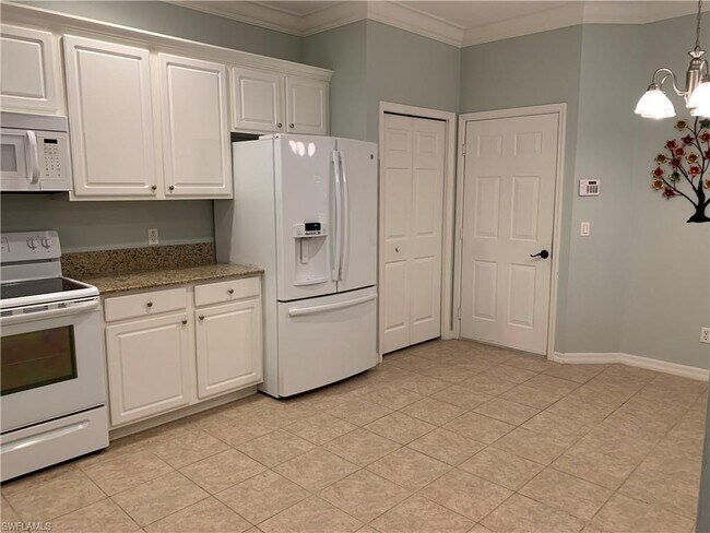 Building Photo - 9723 Heatherstone Lake Ct
