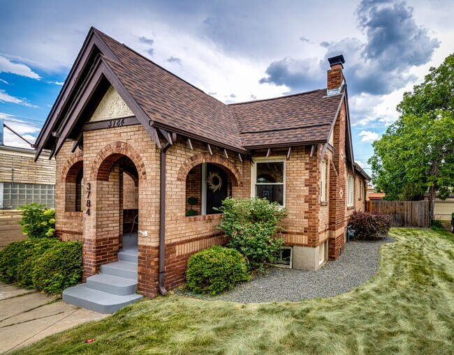 Building Photo - 3784 Quitman St