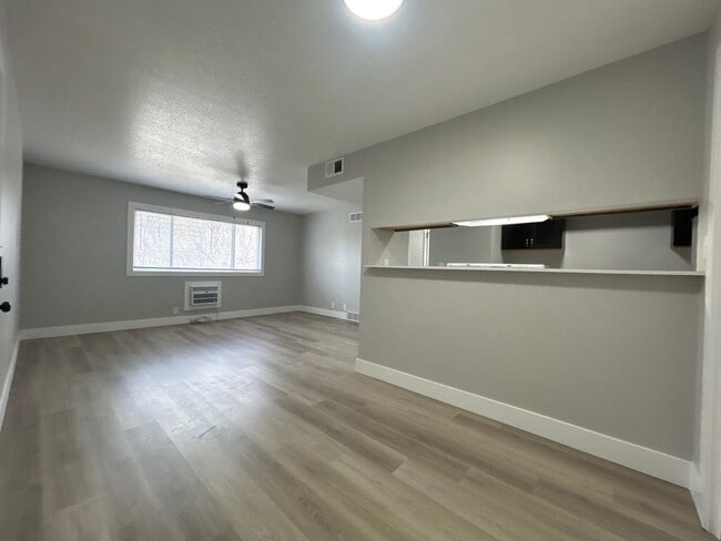 Interior Photo - Timber Creek Apartments