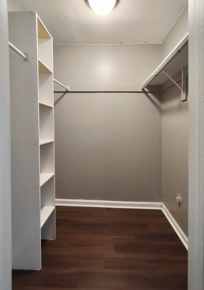 Walk in closet - 1680 Horseshoe Dr