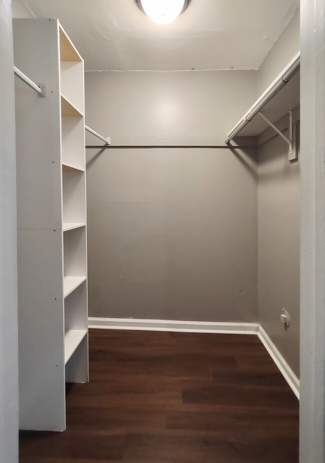 Walk in closet - 1680 Horseshoe Dr