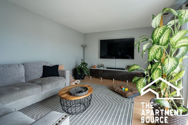 Foto del edificio - 2300 N Harlem Ave