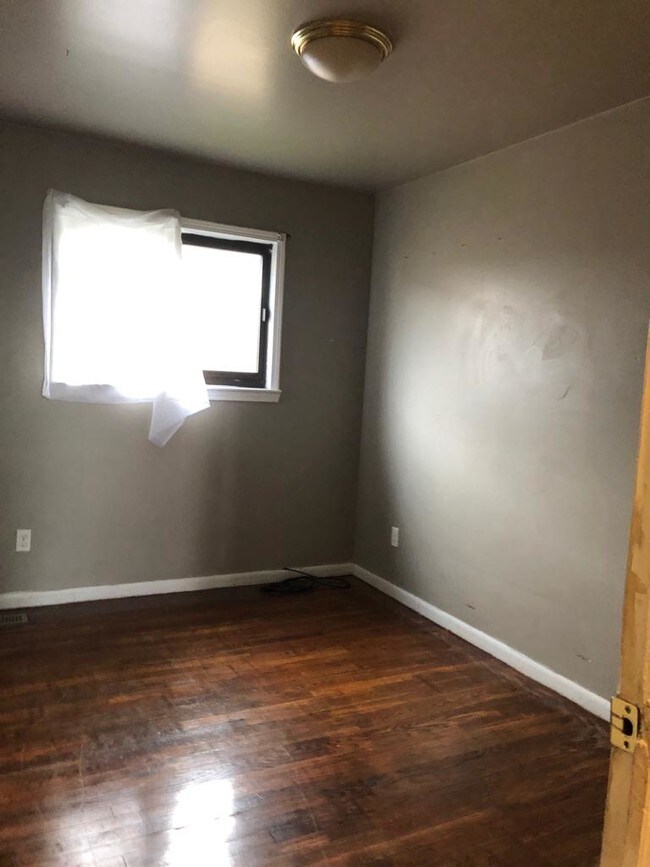 Foto del edificio - 23944 Winifred Ave