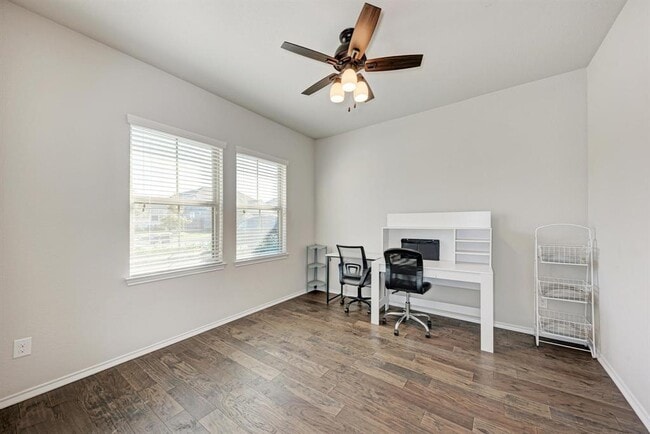 Foto del edificio - 136 Finley St