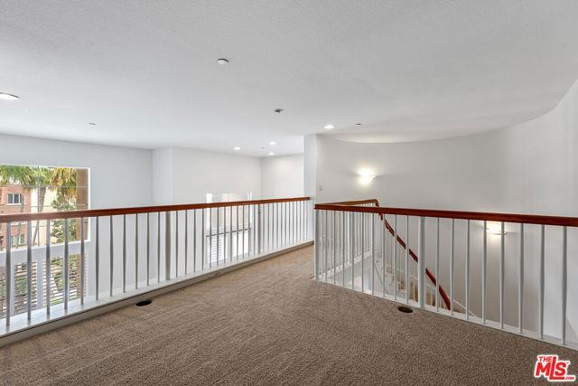 Foto del edificio - 5831 Seawalk Dr
