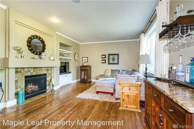 Building Photo - 4 br, 3.5 bath House - 3723 166th St SE