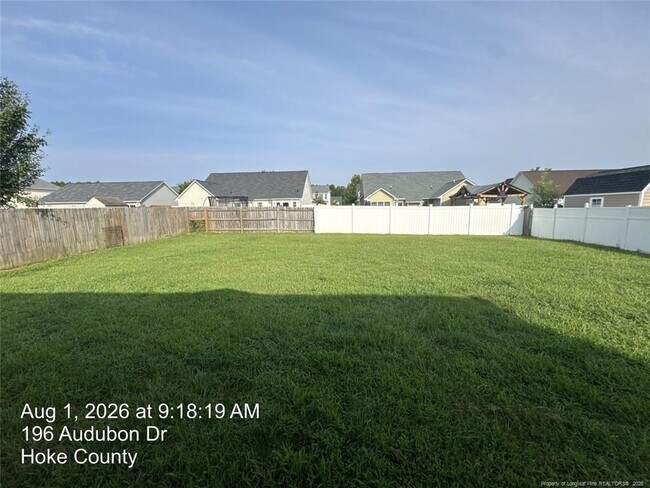 Foto del edificio - 196 Audubon Dr