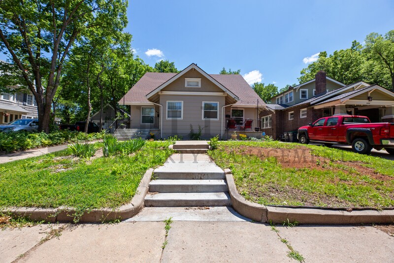 Foto principal - 448 N Fountain St