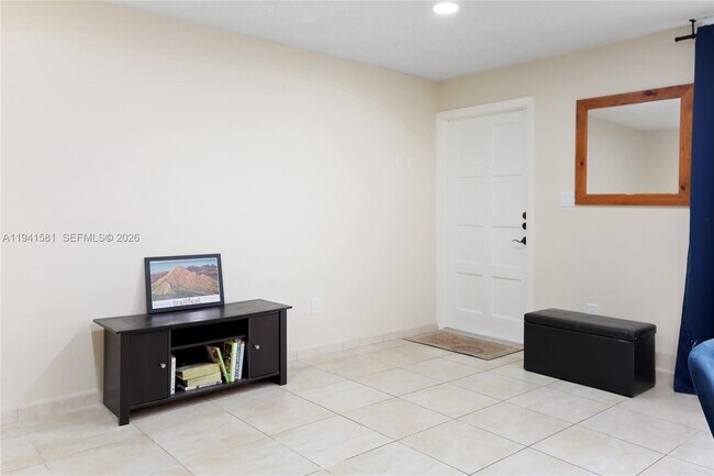 Foto del edificio - 14009 SW 84th St