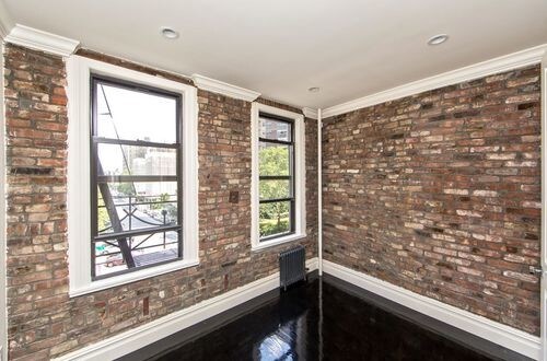 Foto del edificio - 135 E 4th St