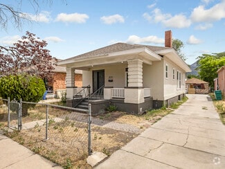 Building Photo - 2870 Lincoln Ave