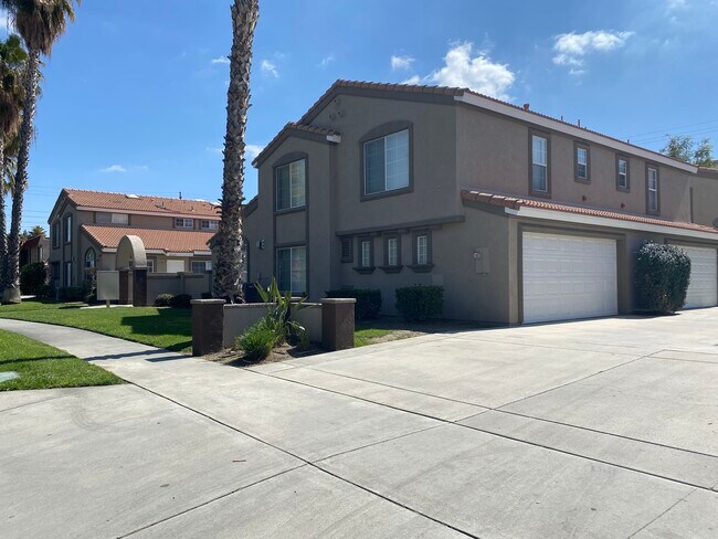 Foto del edificio - 25621 Prospect Ave