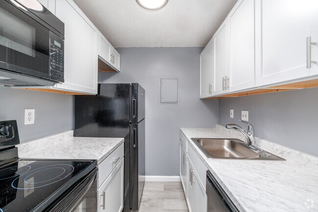 Interior Photo - 309 Driscoll Ave LLC
