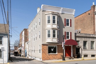 Building Photo - 11 S 6th St