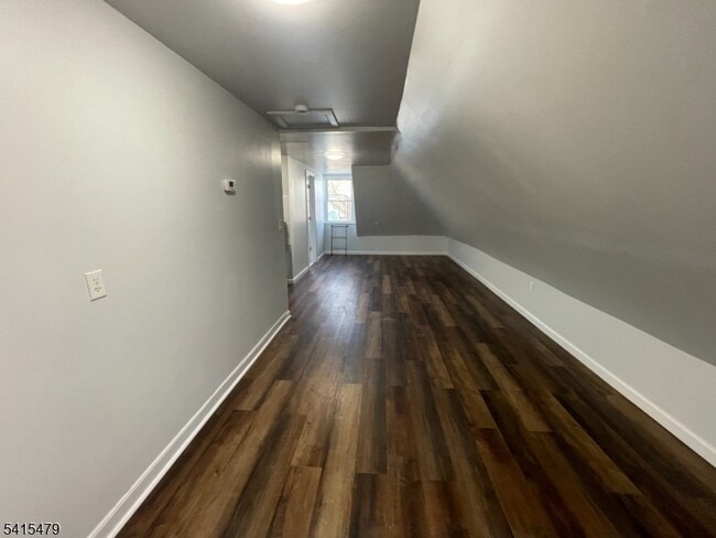 Foto del edificio - 55 Treacy Ave