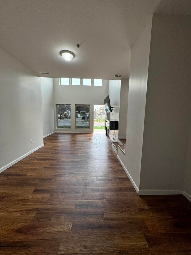 Building Photo - 413 Legato Dr