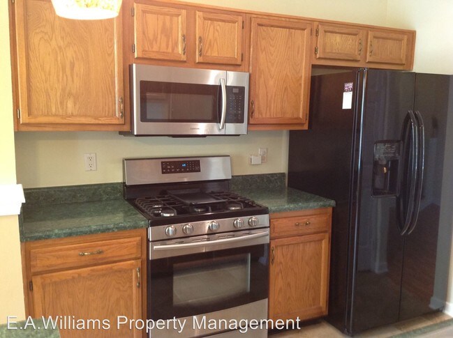 Building Photo - 2 br, 1.5 bath House - 9304 Silverbush Dr.