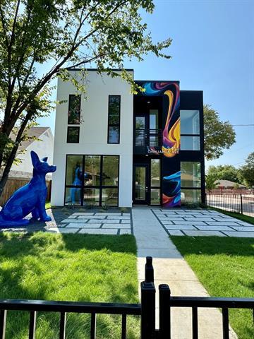Foto principal - 3415 Chihuahua Ave