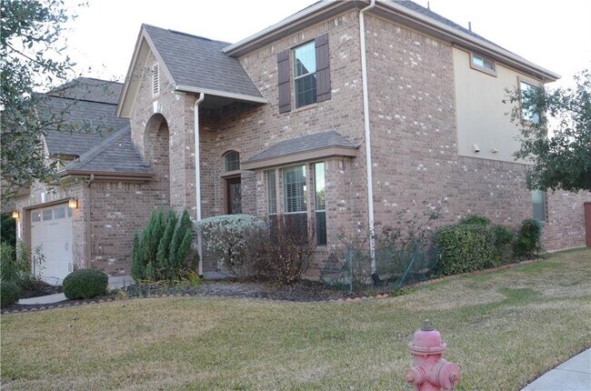 Building Photo - 3900 Bowstring Bend