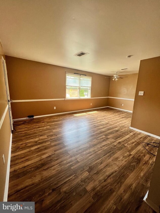 5017 Defford Pl, Eagleville, PA 19403 Room for Rent in Eagleville, PA