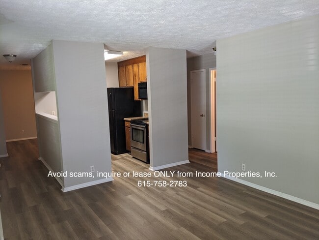 Building Photo - 303 Andrew Jackson Pl