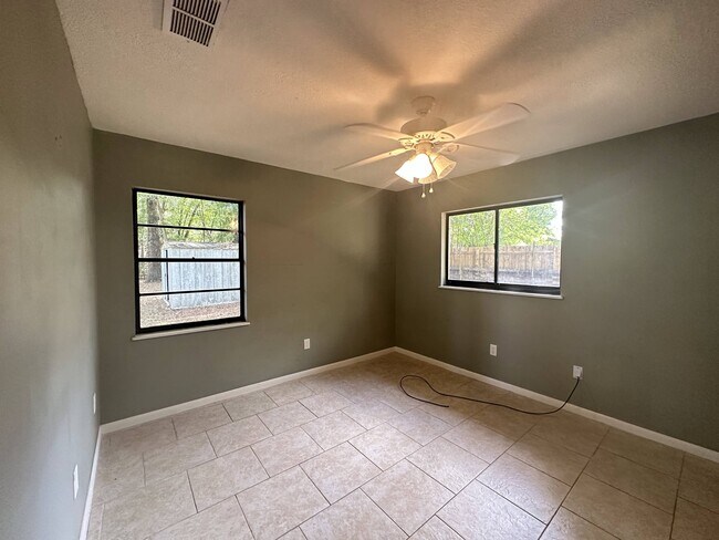 Foto del edificio - 7280 SE 110th Street Rd