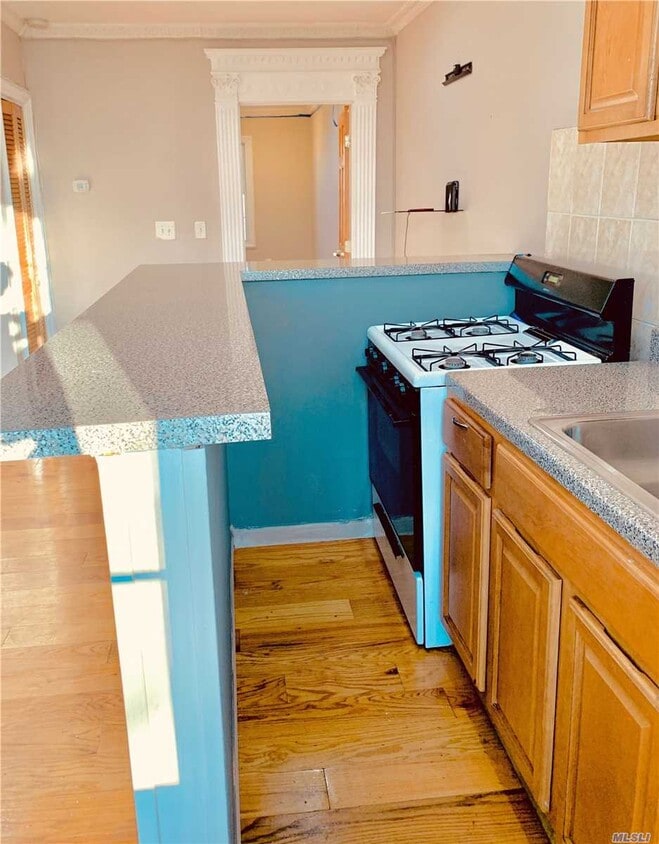 Foto principal - 114-39 128th St