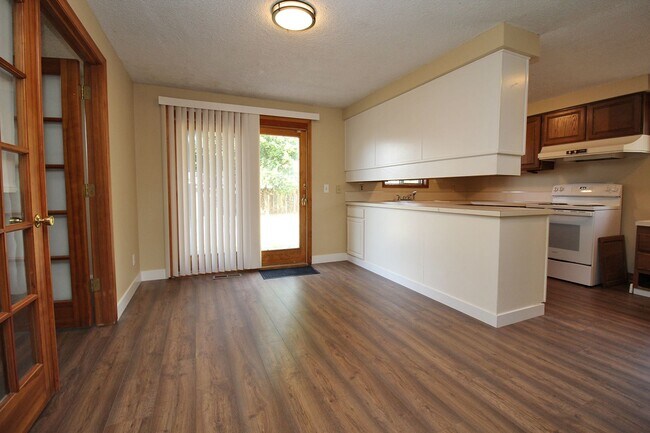 Foto del edificio - 5536 SE Harlow St