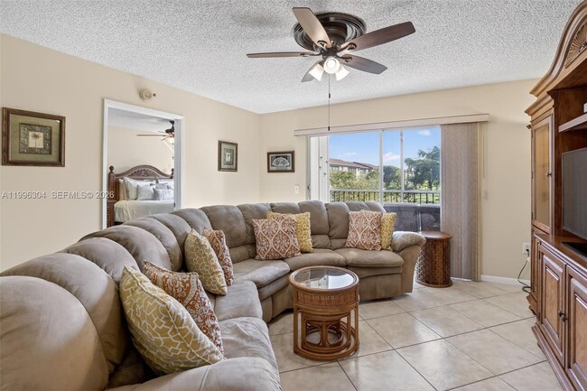 Foto del edificio - 1651 SW 127th Ave