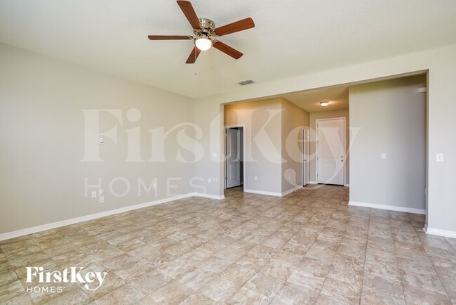 Foto del edificio - 17351 Coastal Ridge Dr