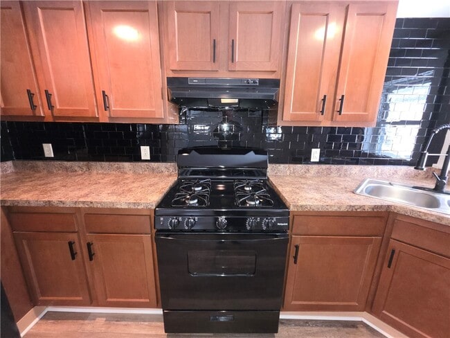 Foto del edificio - 6360 Ontario Center Rd