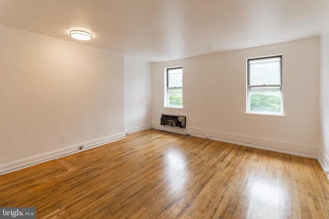 Building Photo - 1413 Lombard St
