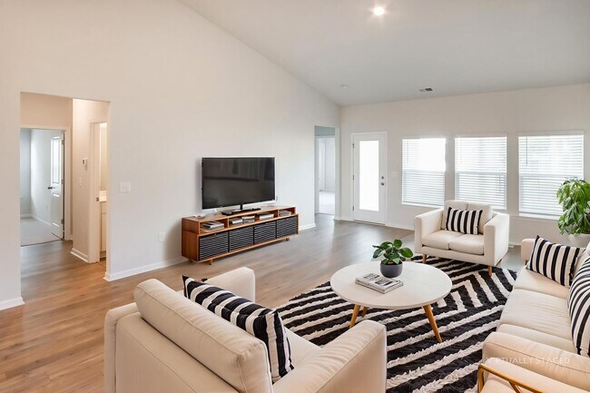 Foto del edificio - 212 Craigflower Ct