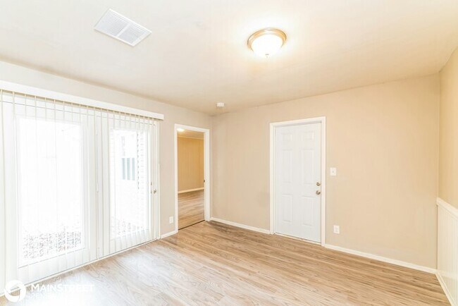 Building Photo - 9939 Appollo Ct, Louisville, KY 40272