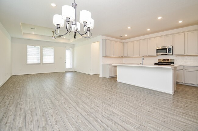 Building Photo - 9727 Burlington Bristol Dr