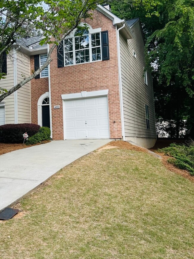 Photo - 5895 Terremont Cir Townhome