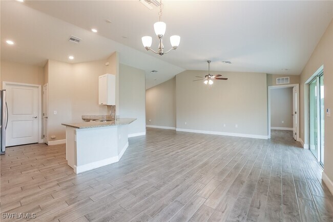 Building Photo - 3105 14th St W
