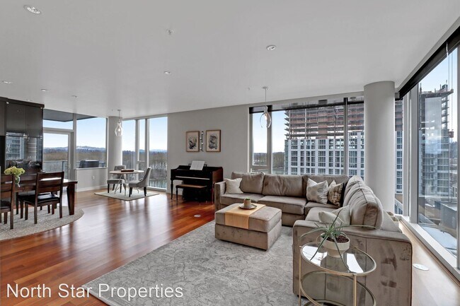 Foto del edificio - 2 br, 2.5 bath House - 841 S Gaines St #1112