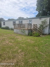 Building Photo - 268 Gardenia St