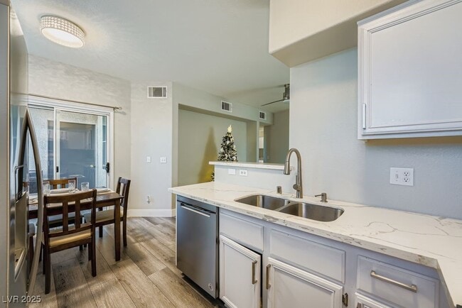 Building Photo - 9050 W Warm Springs Rd