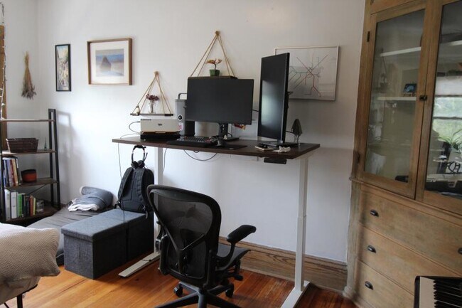 Photo - 4.0 bedroom in Cambridge Massachusetts 02140 Apartment