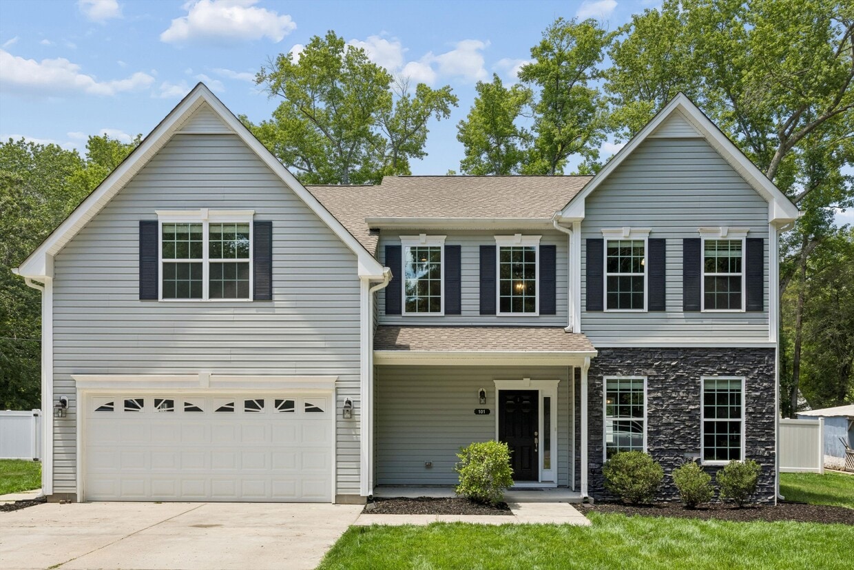 Photo - 101 Sycamore Ln (Yorktown, VA)