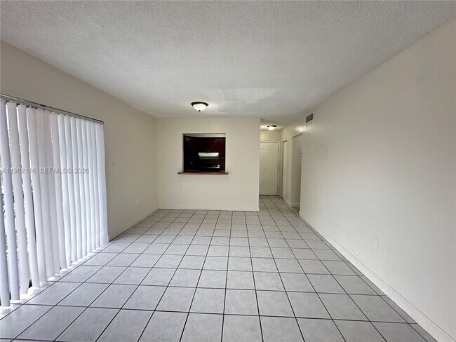 Foto del edificio - 1008 NW 45th Ave