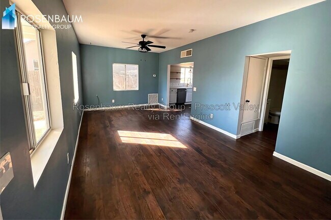 Foto del edificio - 9858 Eighth Street