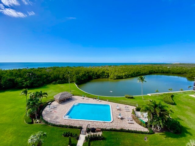 Foto principal - 11 Bluebill Ave