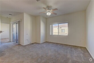 Building Photo - 6170 E Sahara Ave