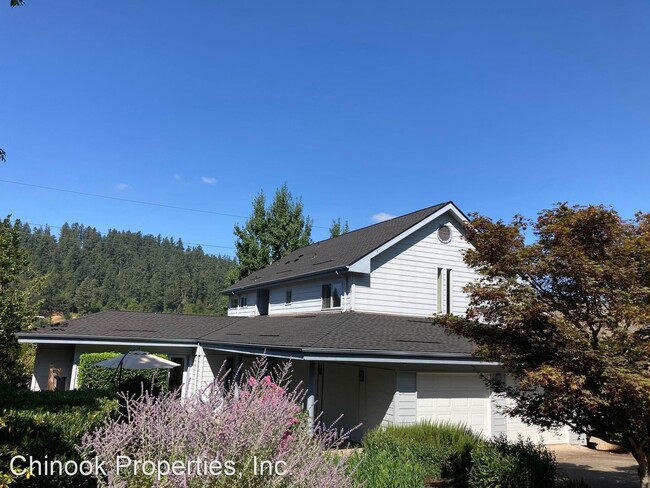 Building Photo - 3 br, 2.5 bath House - 2580 Moon Mountain ...