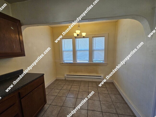 Foto del edificio - 1618 Coal Ave SE